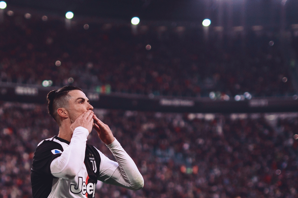 是他职业生 是他职业生