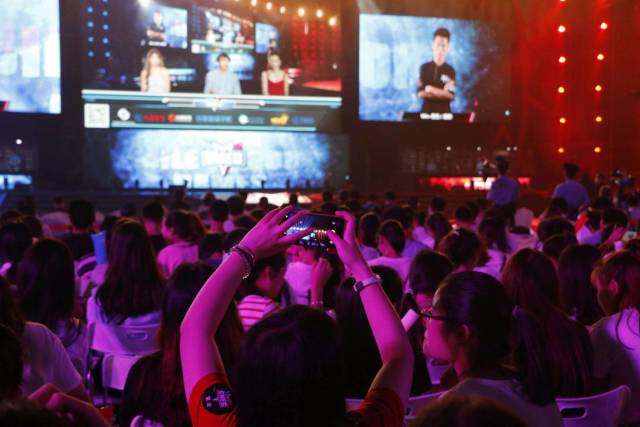 细细品味这 细细品味这