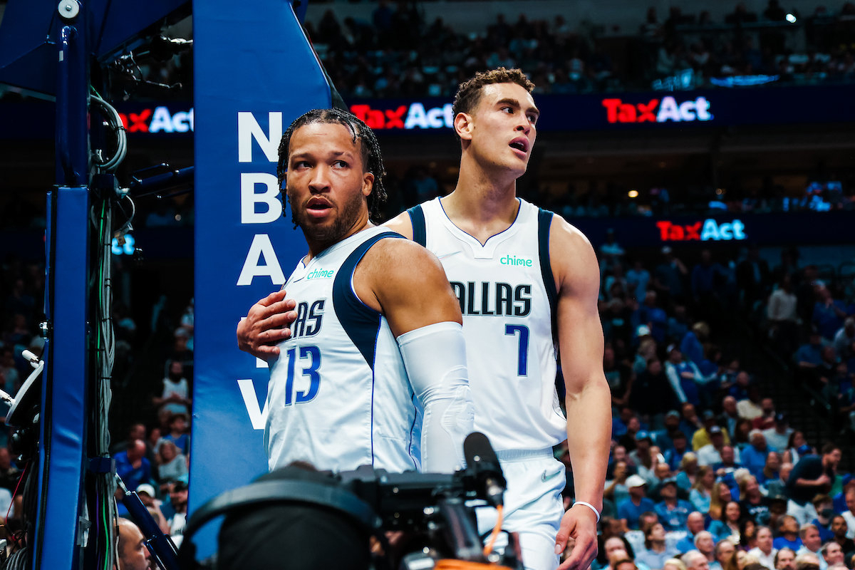 相比之下 相比之下