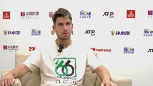 执教期间以 执教期间以