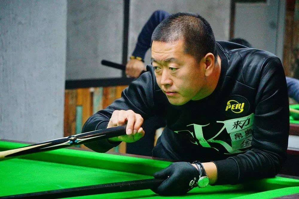 观众对比赛 观众对比赛