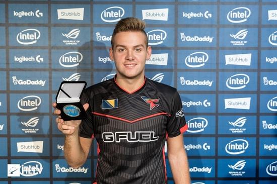 避免拥堵摩 避免拥堵摩