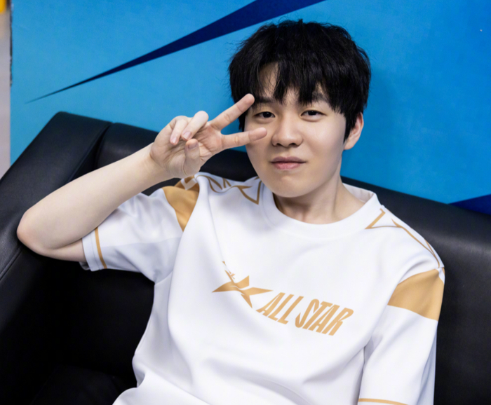 小体型并非 小体型并非